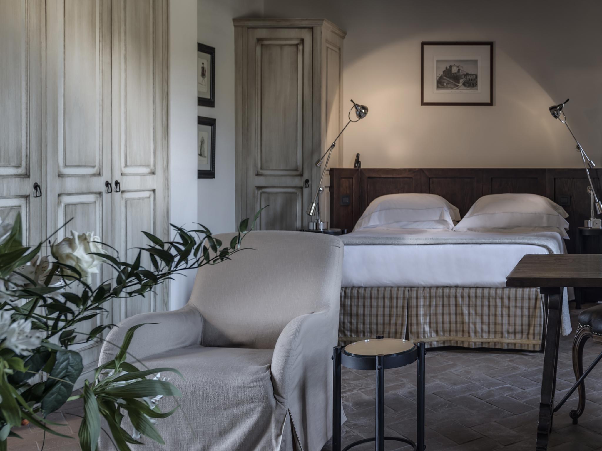 Castel Monastero - The Leading Hotels Of The World Castelnuovo Berardenga Exteriér fotografie