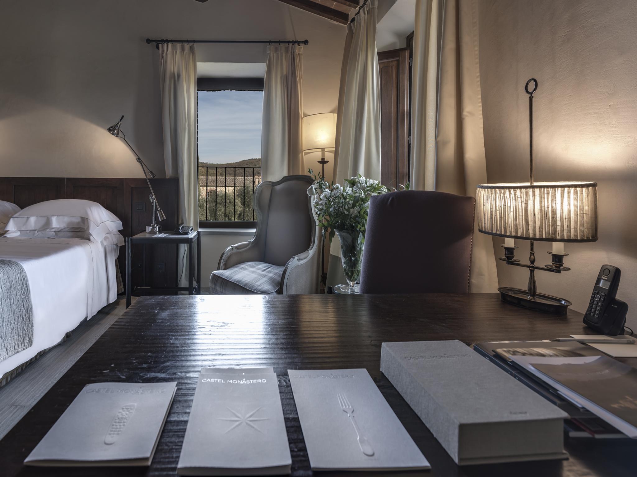 Castel Monastero - The Leading Hotels Of The World Castelnuovo Berardenga Exteriér fotografie